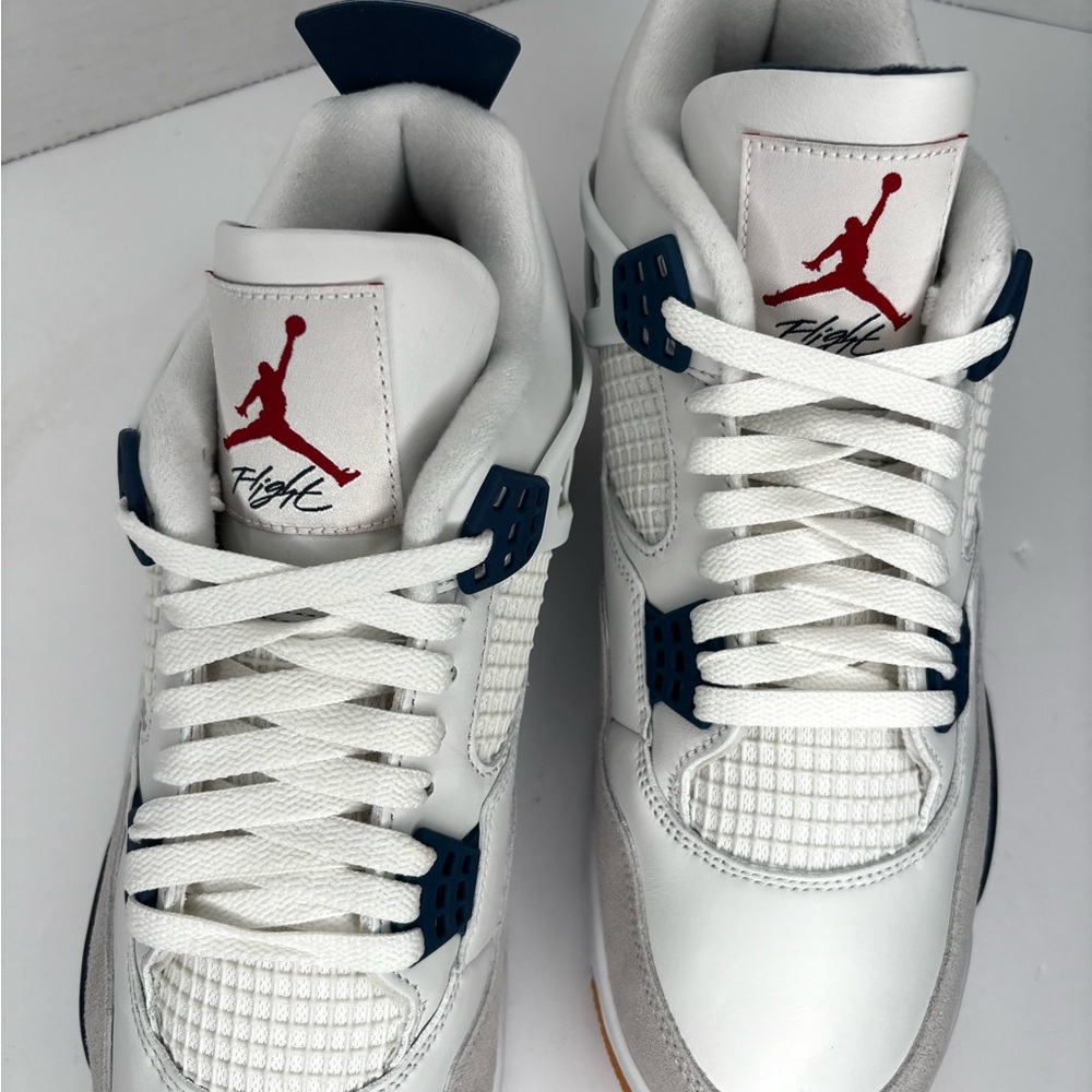 Air Jordan 4 RETRO SP summit White and Navy